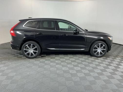 2021 Volvo XC60 T6 Inscription