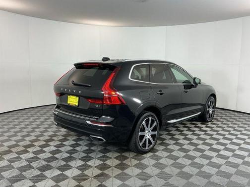 2021 Volvo XC60 T6 Inscription