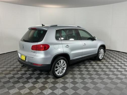2012 Volkswagen Tiguan SE