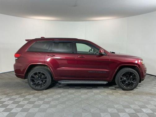 Red Pearl 2017 Jeep Grand Cherokee Altitude
