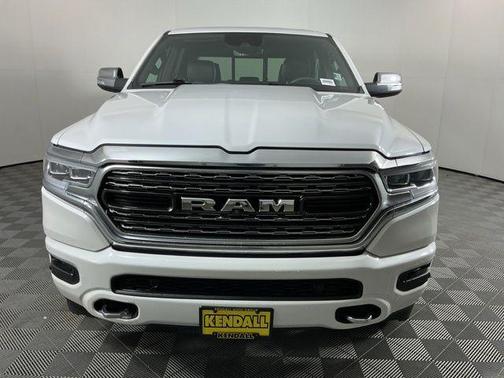 Ivory White Tri-Coat Pearlcoat 2021 RAM 1500 Limited