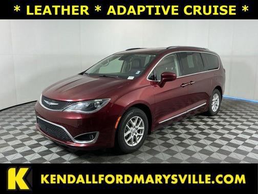 Velvet Red Pearlcoat 2020 Chrysler Pacifica Touring L
