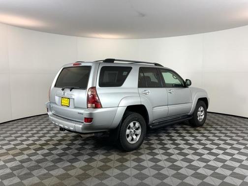 2004 Toyota 4Runner SR5