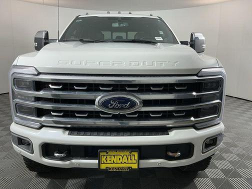 Star White Metallic Tri-Coat 2023 Ford F-350 Platinum