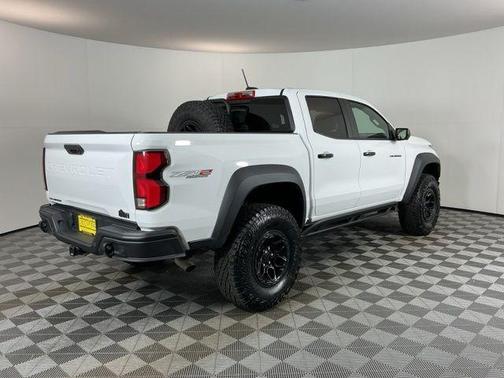 Summit White 2026 Chevrolet Colorado ZR2