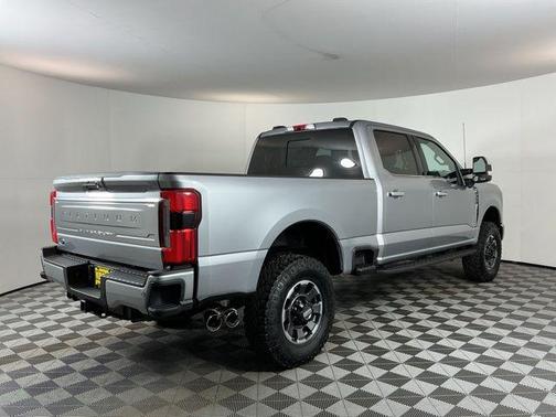 Iconic Silver Metallic 2023 Ford F-350 Platinum
