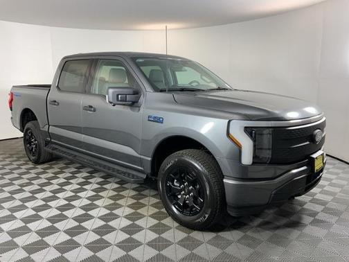 2025 Ford F-150 Lightning XLT