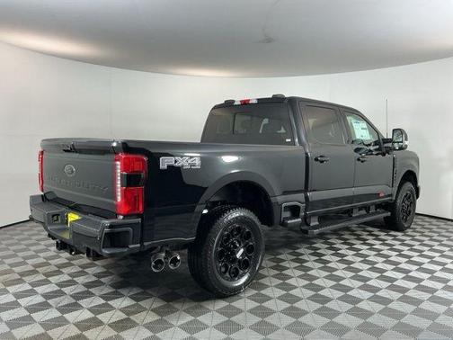 Agate Black Metallic 2026 Ford F-350 XLT