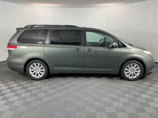 2011 Toyota Sienna Limited