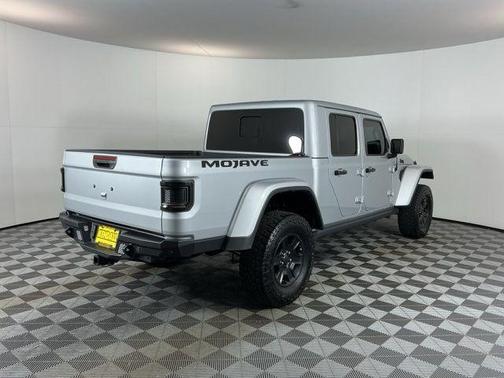 Silver Zynith Clearcoat 2023 Jeep Gladiator Mojave 4x4