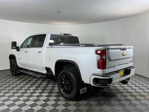 Pearl 2022 Chevrolet Silverado 3500 High Country