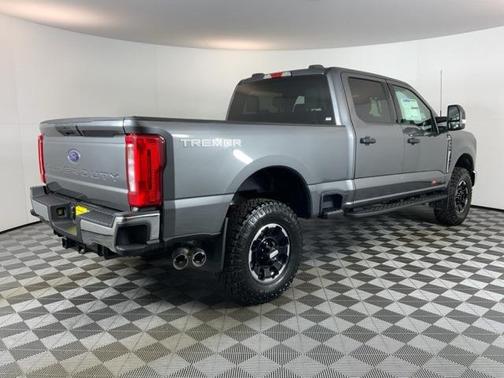2025 Ford F-350 XLT