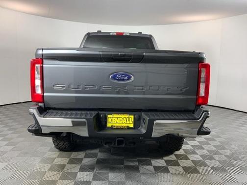 2025 Ford F-350 XLT