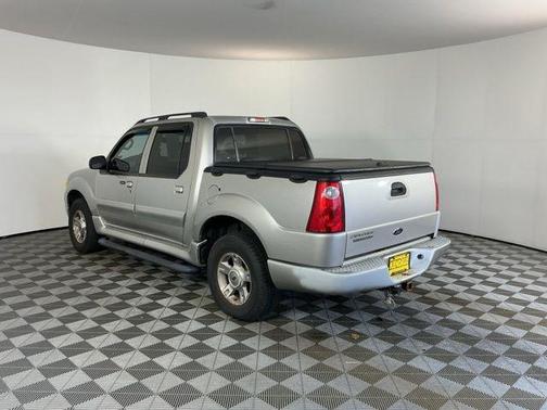 Silver Birch Clearcoat Metallic 2004 Ford Explorer Sport Trac XLT