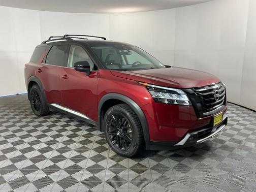 2023 Nissan Pathfinder Platinum 4WD