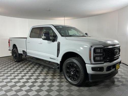 Avalanche 2025 Ford F-350 Lariat
