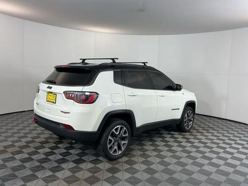 White Clearcoat 2018 Jeep Compass Trailhawk