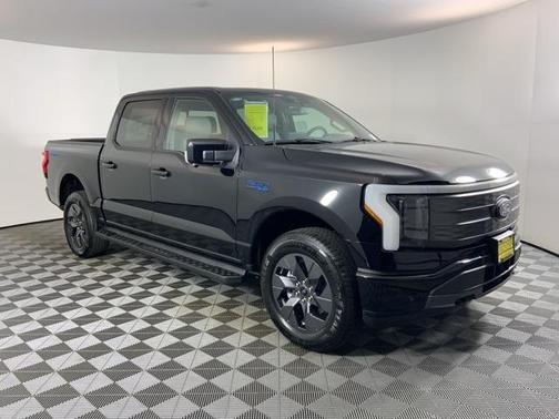 2025 Ford F-150 Lightning LARIAT