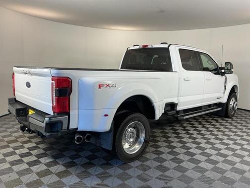 2025 Ford F-450 Lariat