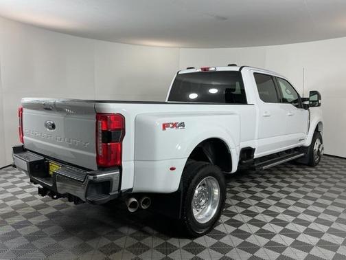 2025 Ford F-450 Lariat