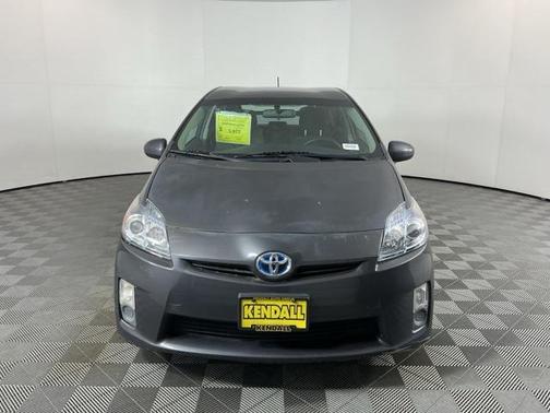 2010 Toyota Prius III