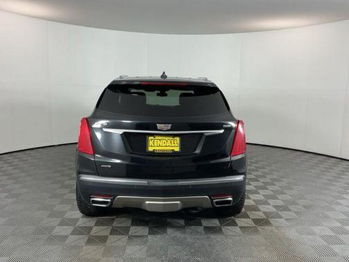 Stellar Black Metallic 2019 Cadillac XT5 Platinum