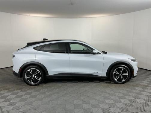 2021 Ford Mustang Mach-E Select