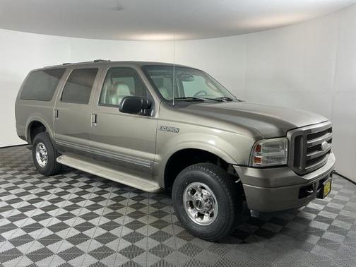 2005 Ford Excursion Limited