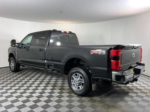2025 Ford F-350 Lariat