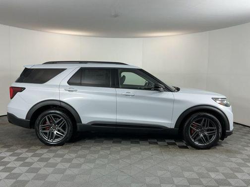 Space White Metallic 2026 Ford Explorer ST
