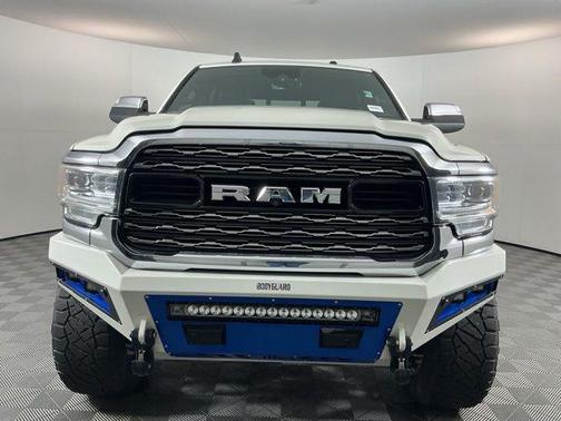 Pearl White 2019 RAM 2500 Limited Crew Cab 4x4 6'4' Box