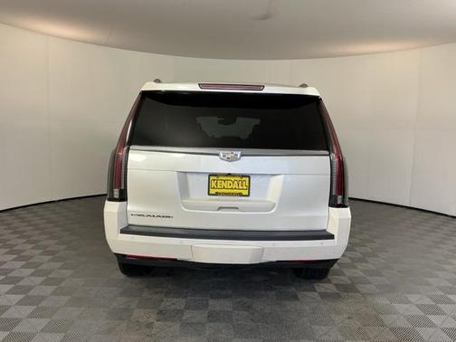 2015 Cadillac Escalade Luxury