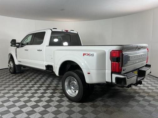 2024 Ford F-450 Platinum
