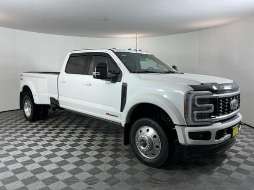 2025 Ford F-450 Platinum