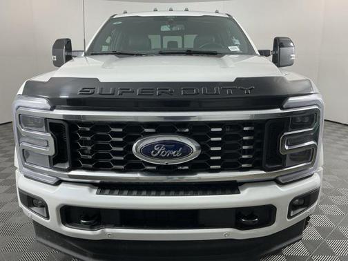 2025 Ford F-450 Platinum