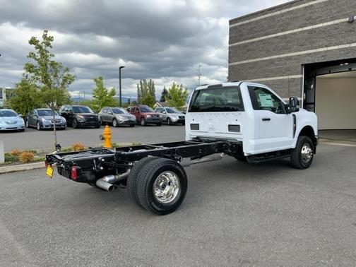 2025 Ford F-350 XL