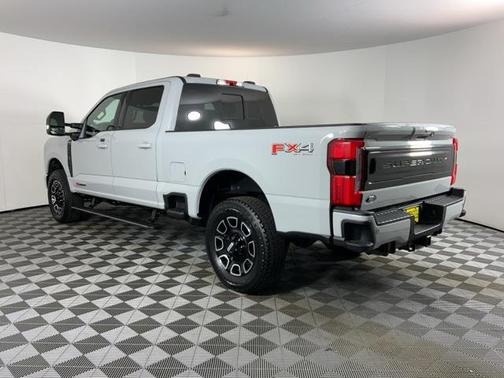 2025 Ford F-350 Platinum