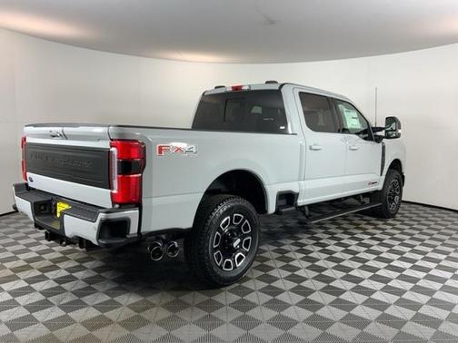 2025 Ford F-350 Platinum