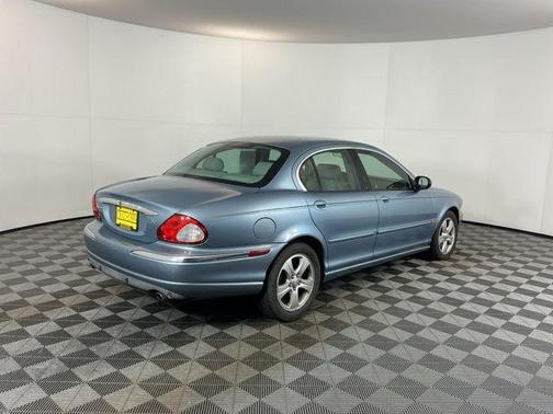 Pacific Metallic 2002 Jaguar X-Type 3.0L