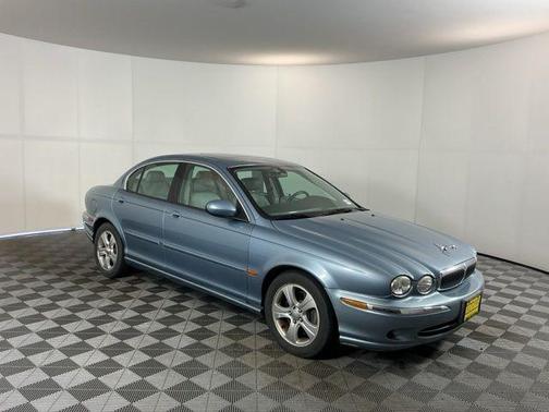 Pacific Metallic 2002 Jaguar X-Type 3.0L