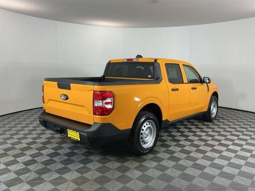 Orange Fury Metallic Tri-Coat 2026 Ford Maverick XL