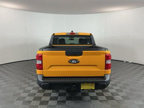 Orange Fury Metallic Tri-Coat 2026 Ford Maverick XL