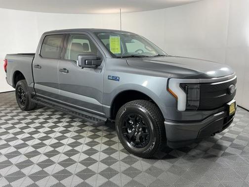 2025 Ford F-150 Lightning XLT