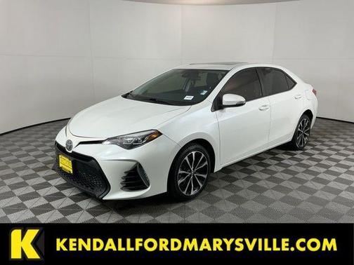 Blizzard Pearl 2017 Toyota Corolla XSE