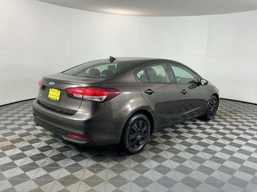 Titanium Bronze 2018 Kia Forte LX