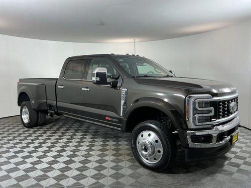 Darkened Bronze Metallic 2025 Ford F-450 King Ranch