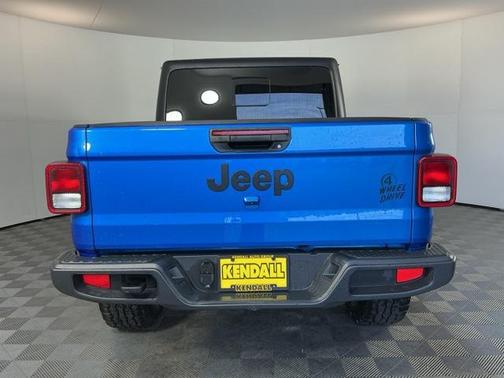 2022 Jeep Gladiator Willys 4x4