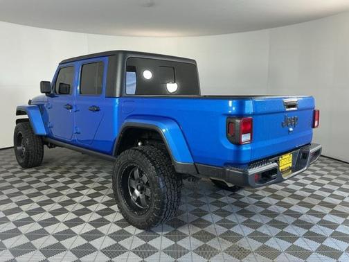 2022 Jeep Gladiator Willys 4x4