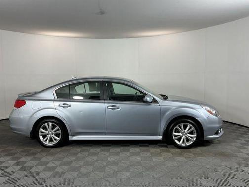 Ice Silver 2014 Subaru Legacy Limited