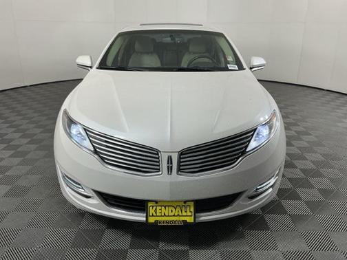 2016 Lincoln MKZ Base